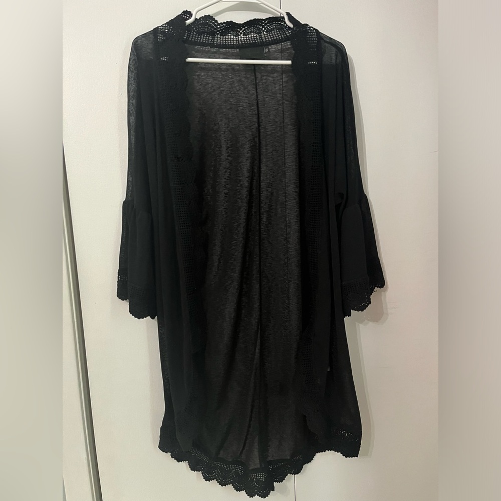 Women’s sheer lightweight lace trimmed beach/swimsuit cover up